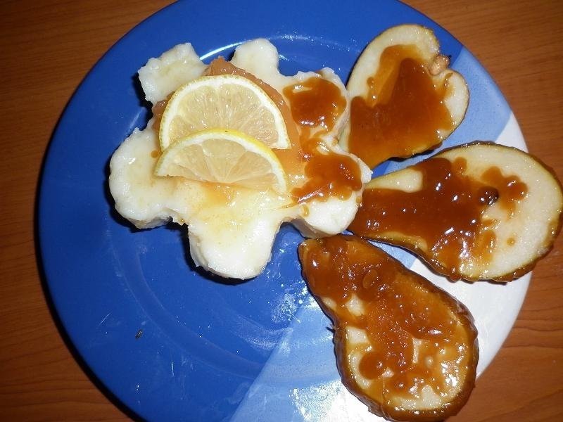 Gris cu lapte si pere caramelizate