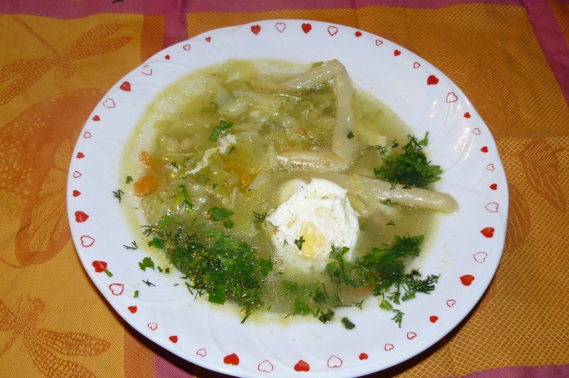 Supă de legume cu ochiuri