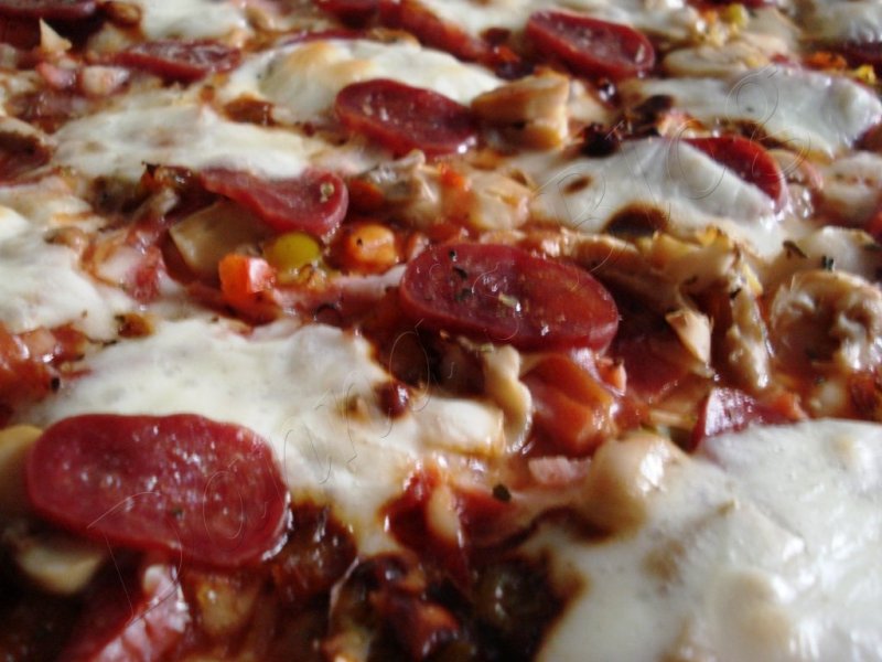 Pizza cu Chorizo