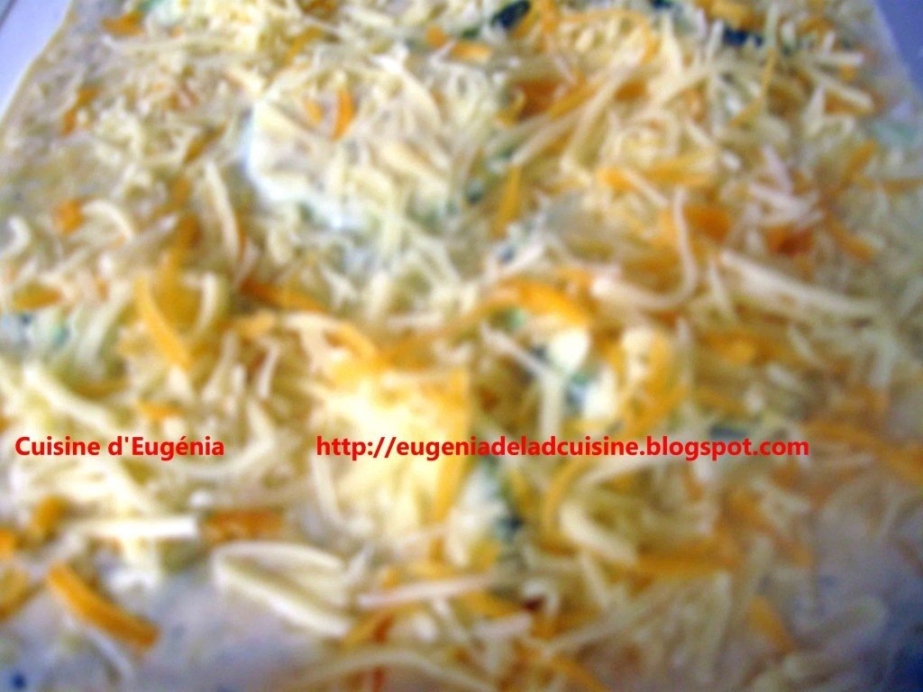 Soufflé de brocoli, conopida si dovlecei