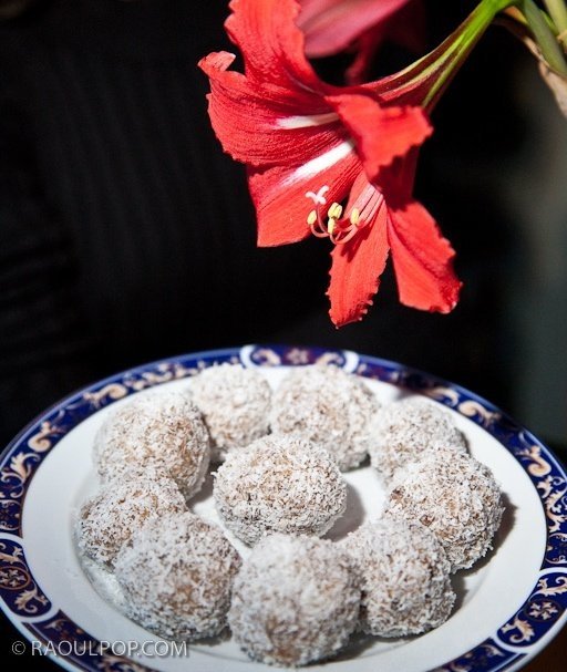 Bomboane gen "Raffaello"