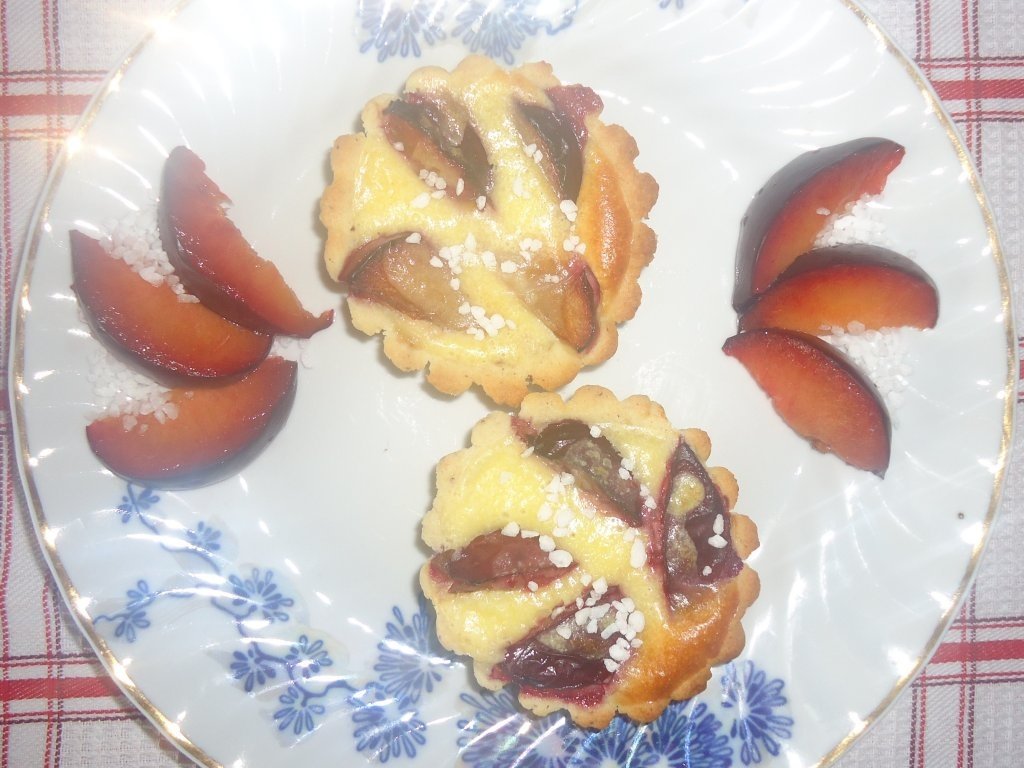 Pflaumenkuchen mit Sahne - Tarte cu prune si smantana