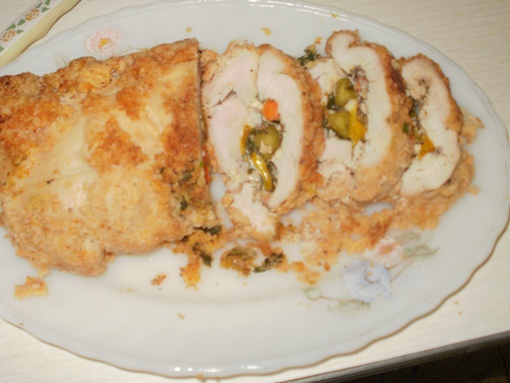 Rulada din pulpa de curcan