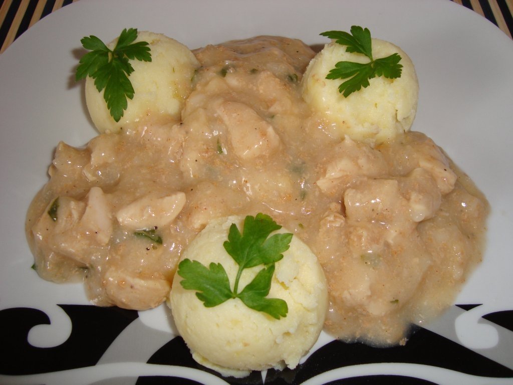 Tocanita din piept de pui