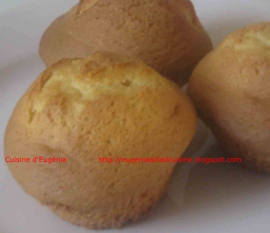 Muffins cu sirop de afine