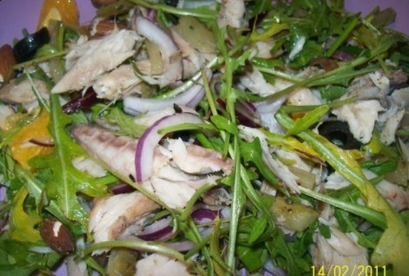 Salata de rucolla cu peste afumat