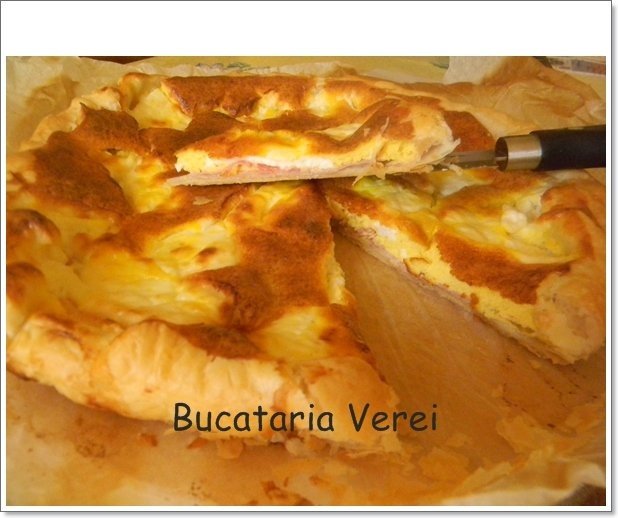 Tarta sarata cu branza si prosciutto