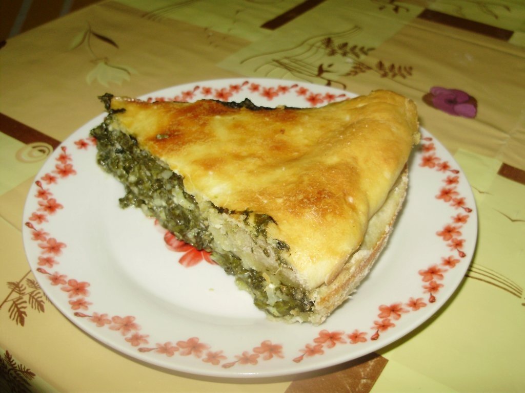 Placinta cu spanac, branza feta si orez