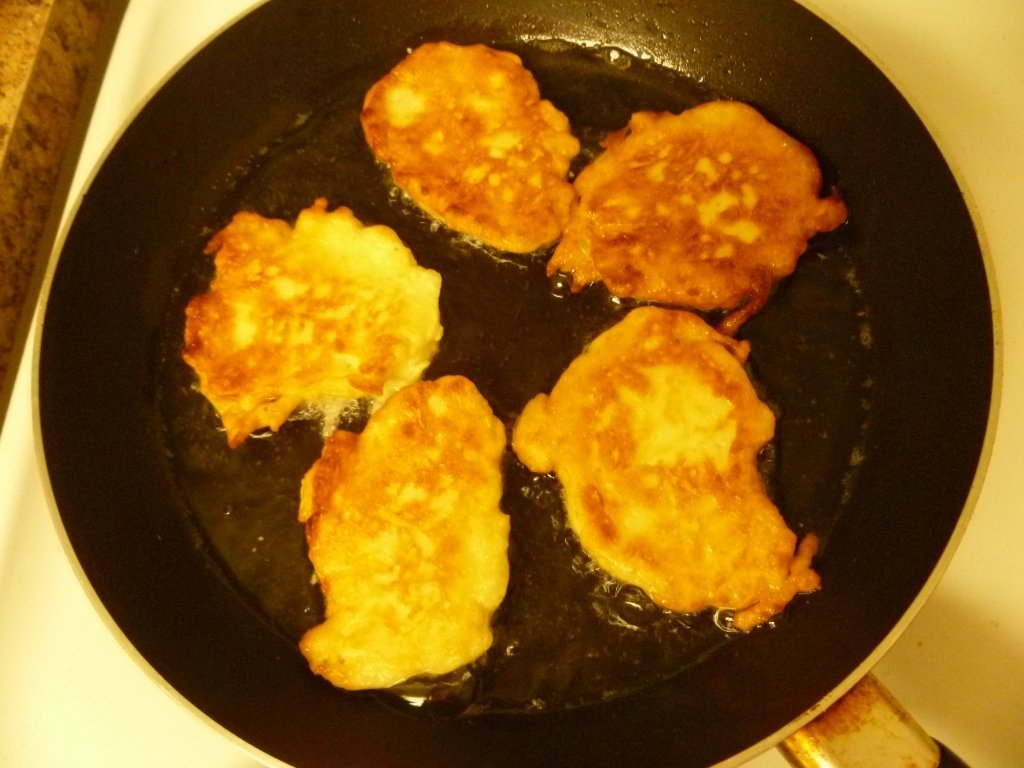 Clatite cu mere, Apple Pancakes