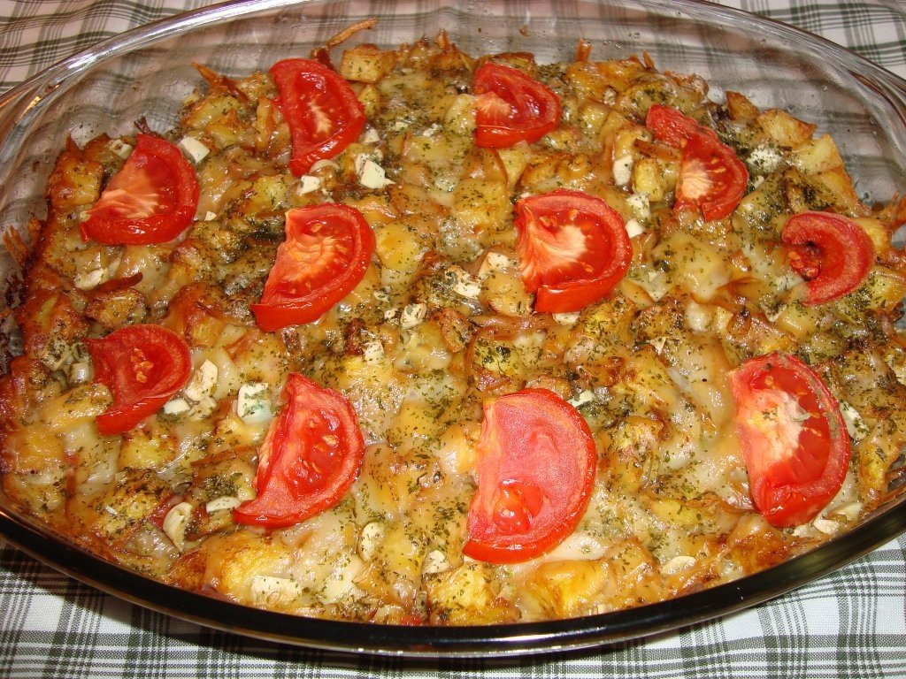 Cartofi cu ciuperci la cuptor