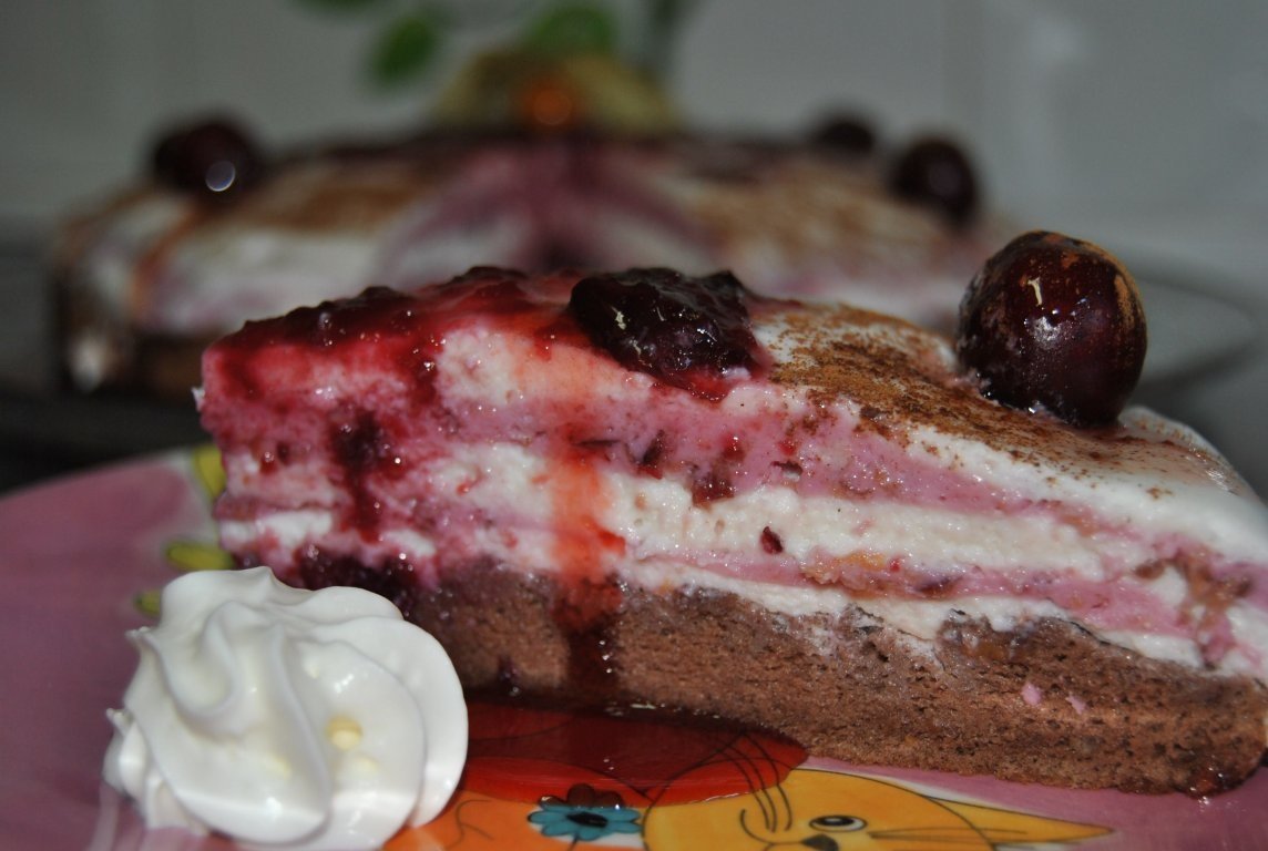 Delicia de cafea cu friscã si cirese îmbãtate cu Angelli