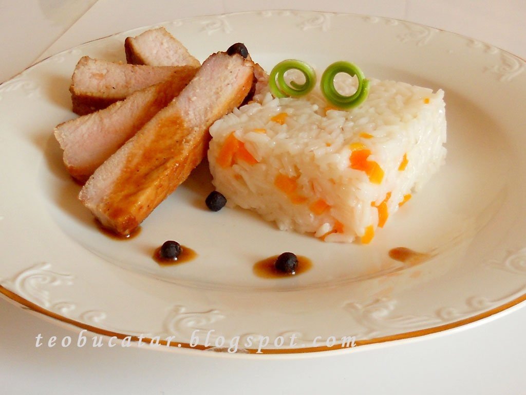 Cotlet cu sos caramel