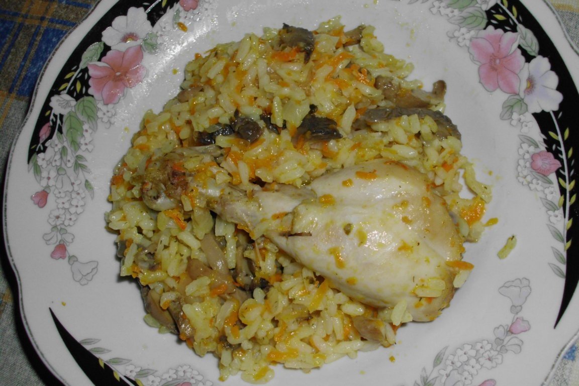 Pilaf cu pulpe de pui