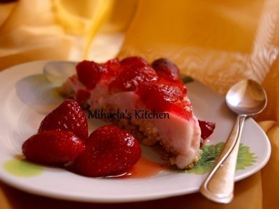 Biscuiti cu crema de capsuni