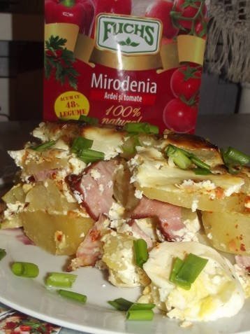 Budinca cu cartofi si piept de porc afumat