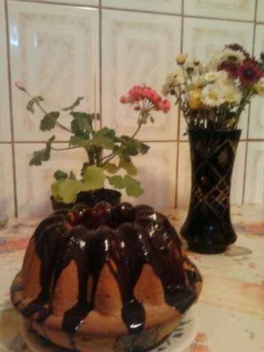 Guguluf cu glazura de ciocolata