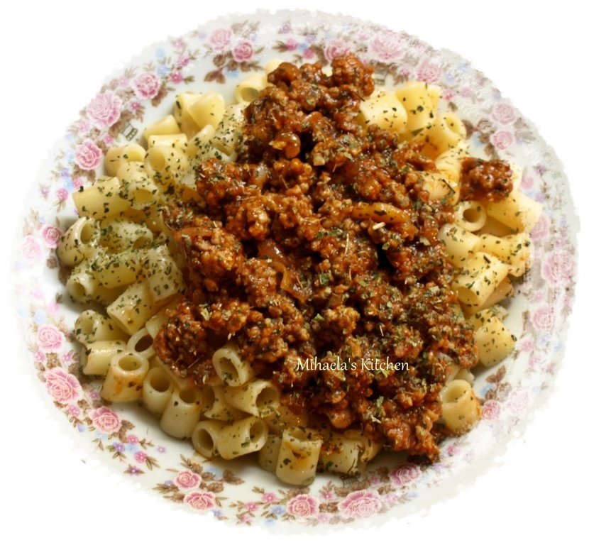 Paste cu carne tocata