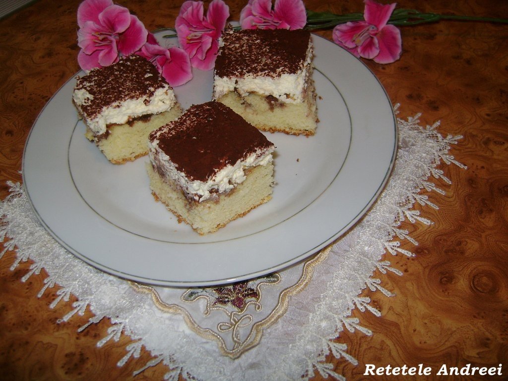 Prajitura cu crema de vanilie