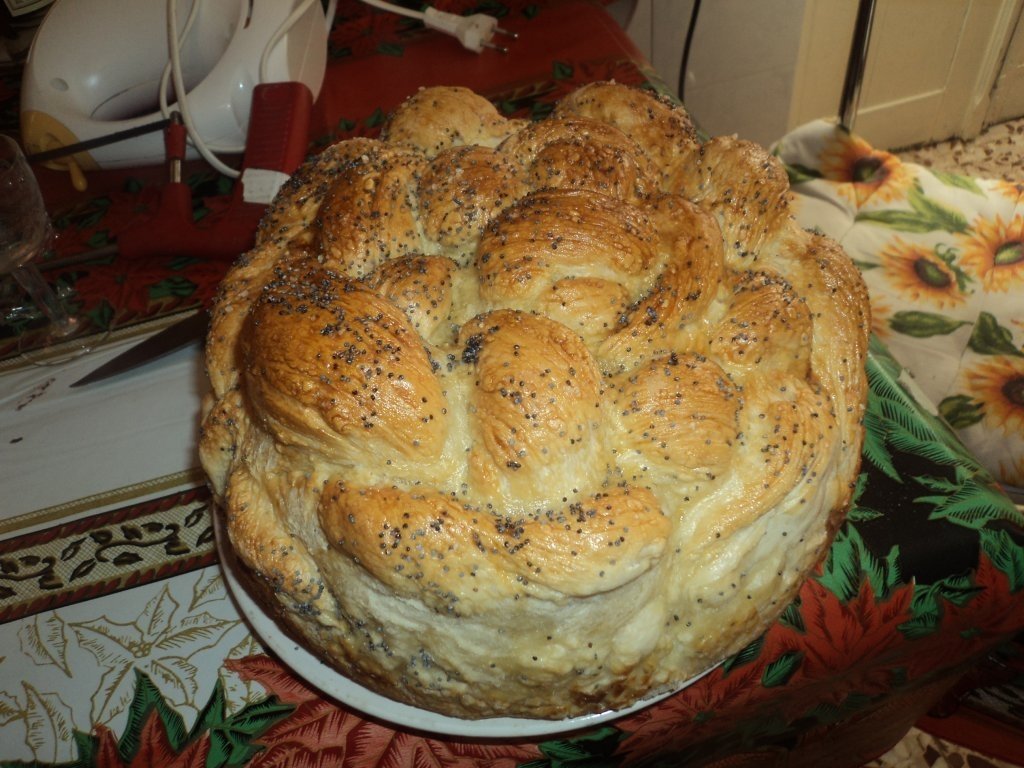 Paine simpla frumos impletita