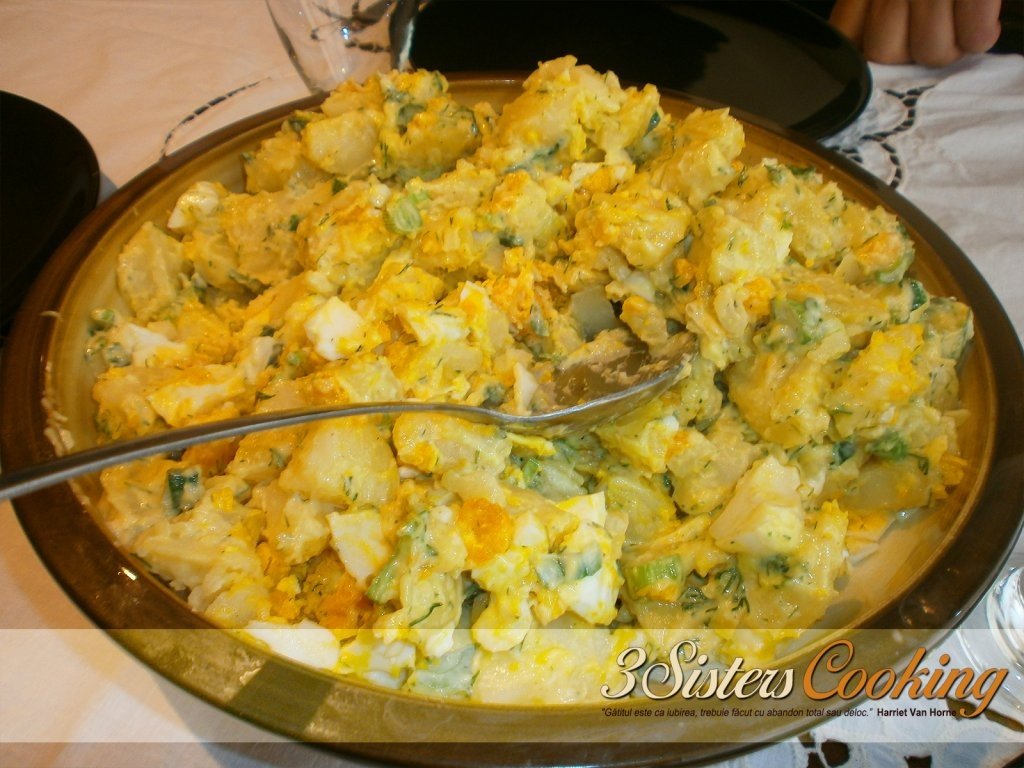 Salata de cartofi - Potato salad