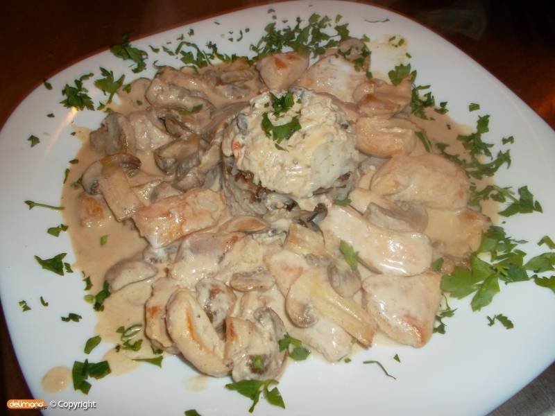 Specialitate de pui cu orez salbatic