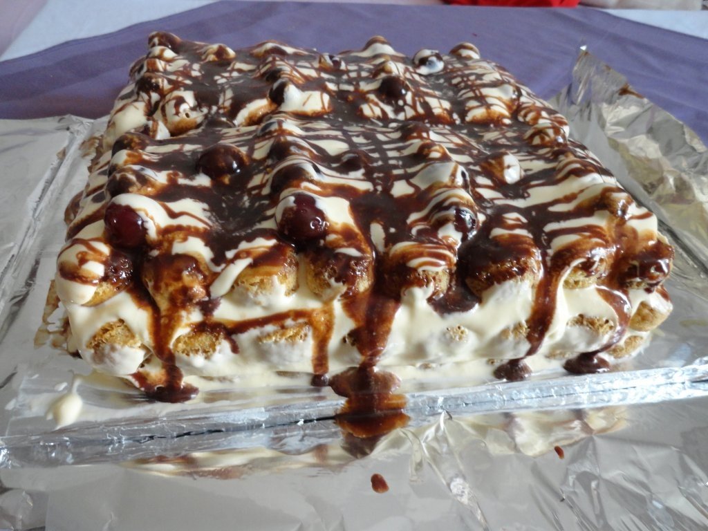 Prajitura de vara cu visine