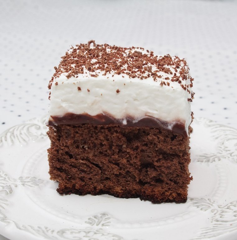 Prajitura fantastica cu migdale si spuma din lapte condensat