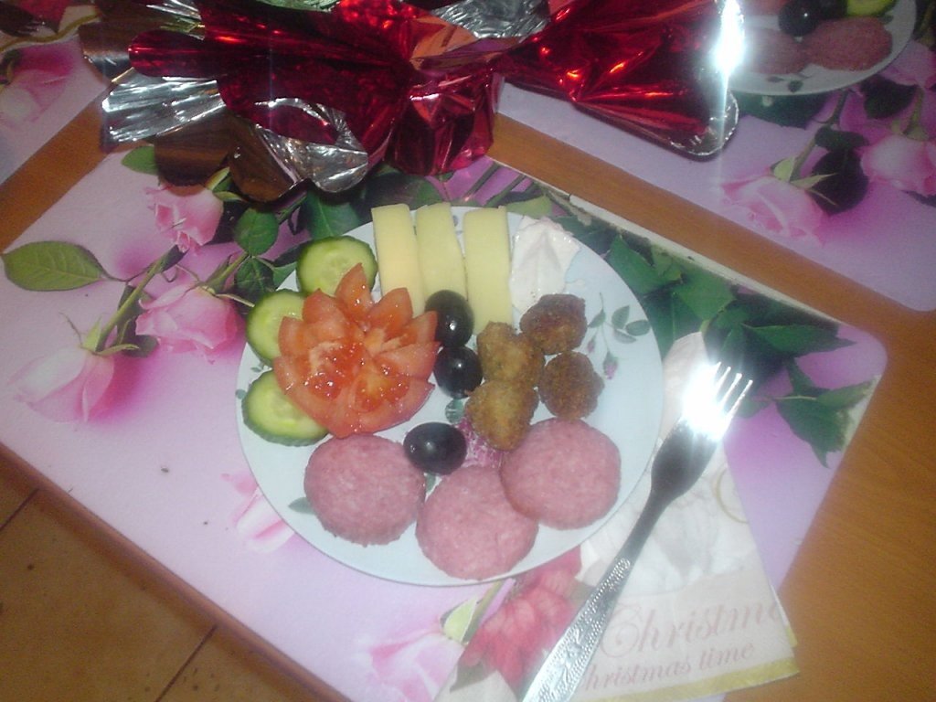 Aperitiv simplu (gustare rece)