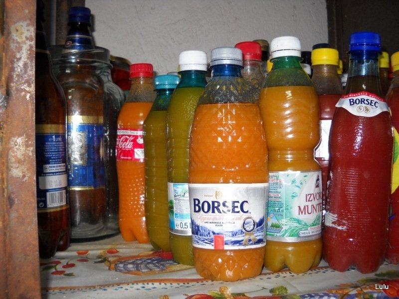 Suc de rosii galbene