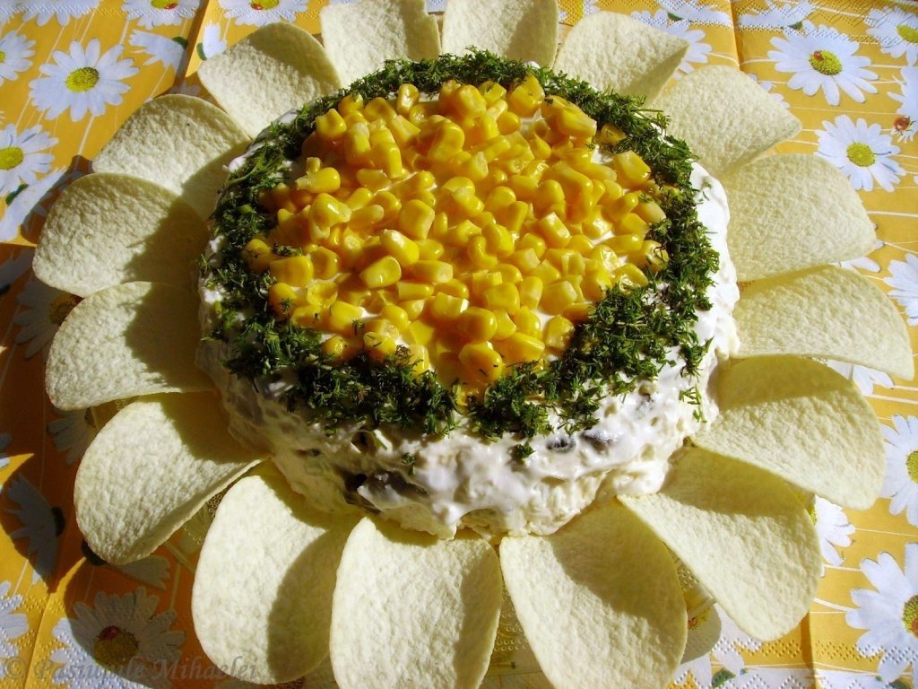 Salata floarea soarelui