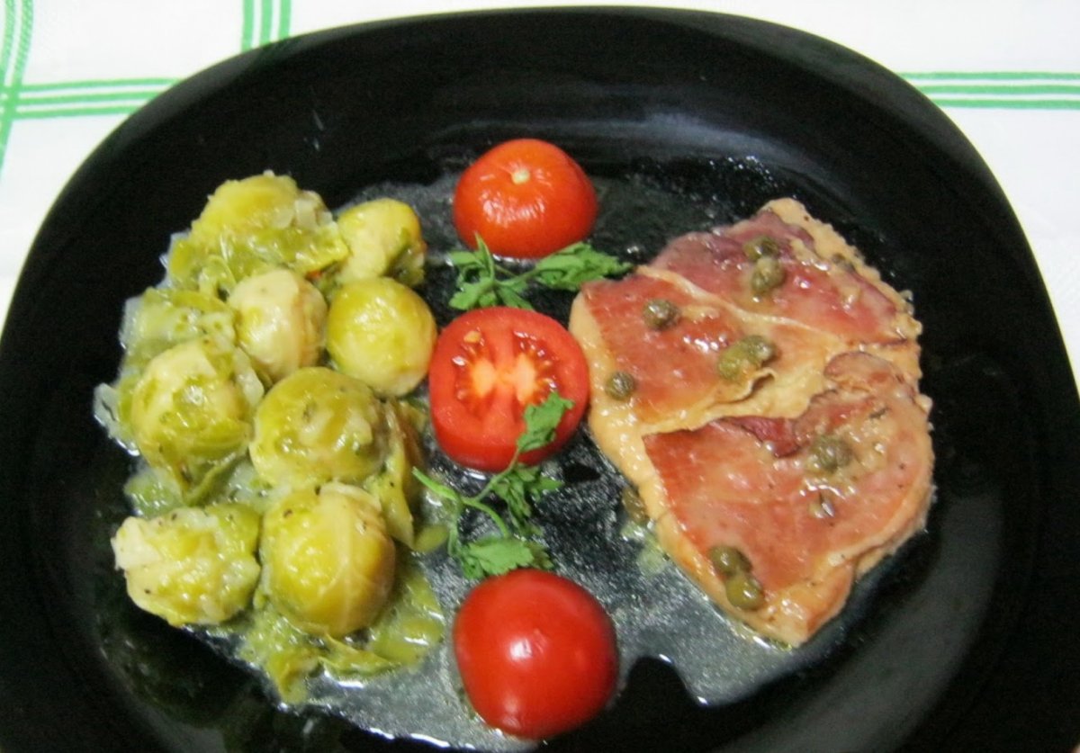 Saltimbocca cu capere si verzisoare de Bruxelles