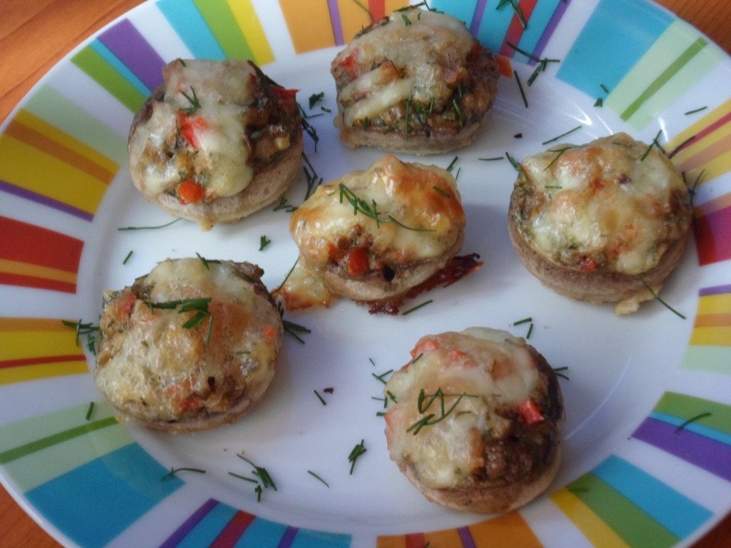 Ciuperci umplute la cuptor