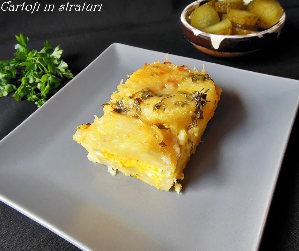 Cartofi in straturi