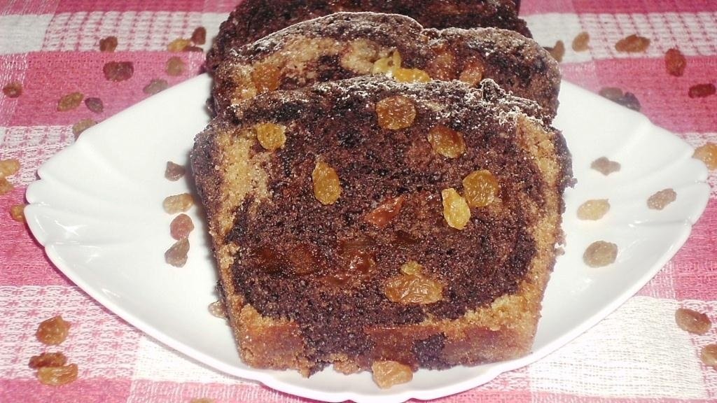 Chec cu cacao si stafide