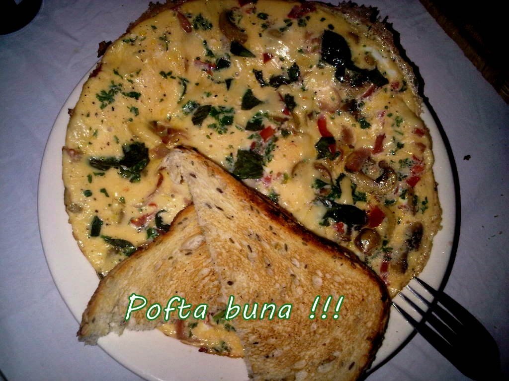 Omleta cu legume si sunca presata