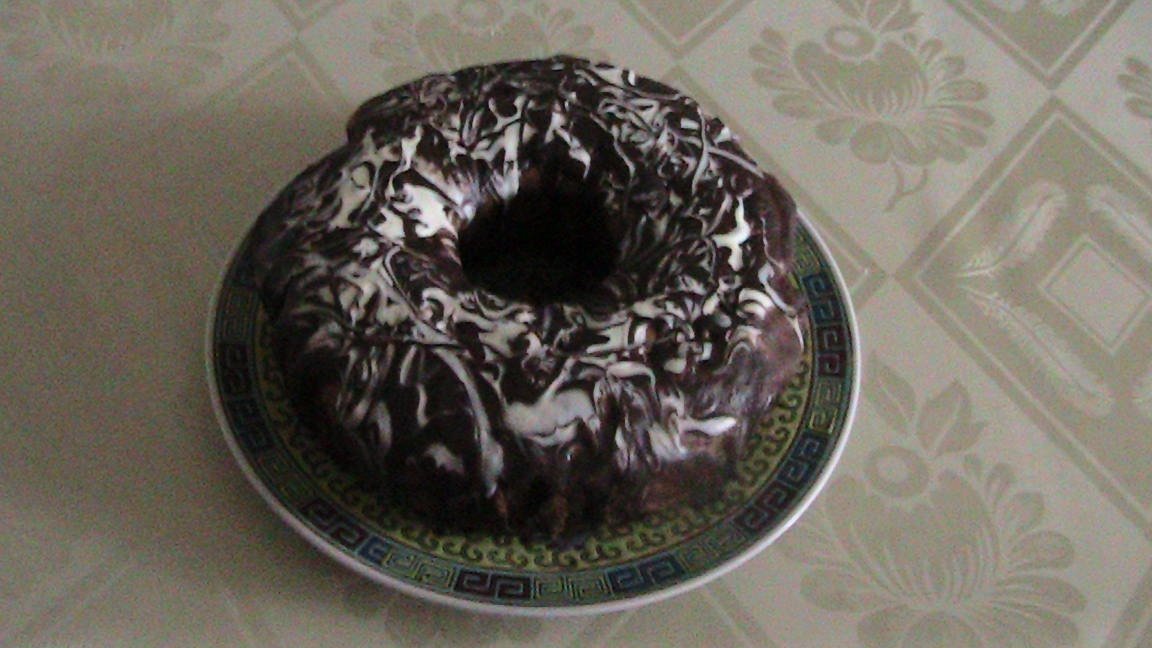 Guguluf pufos cu glazura duo