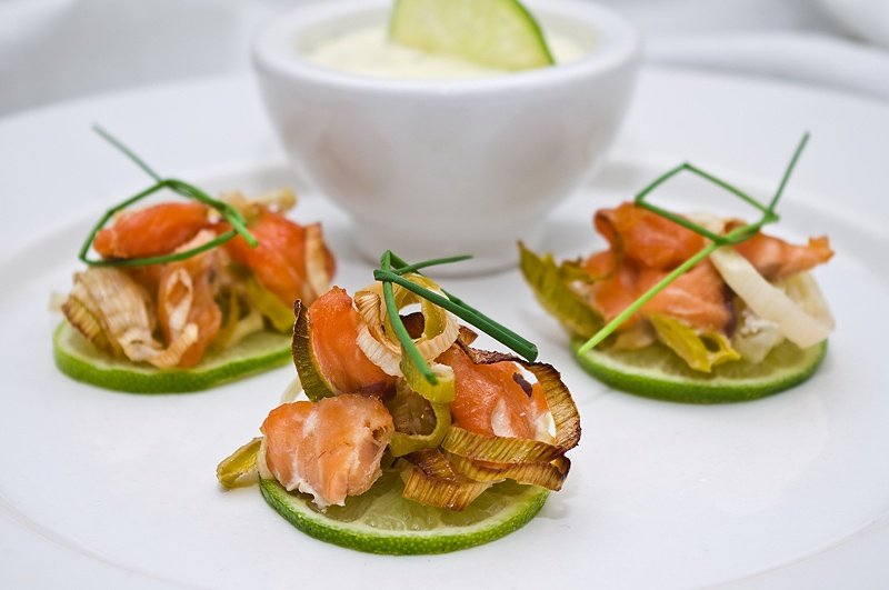 Cuiburi cu somon si chives