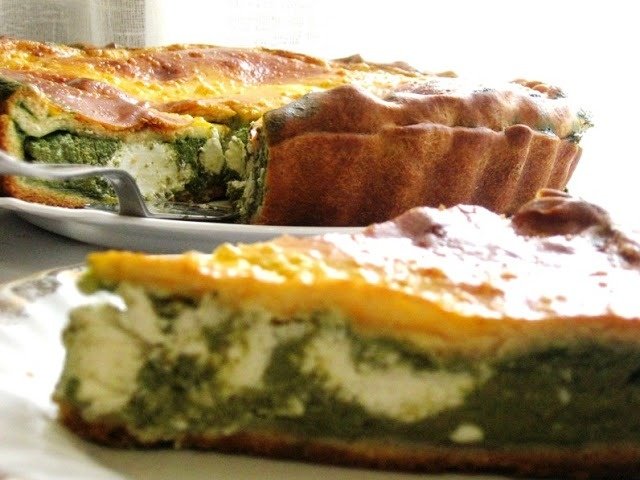 Tarta cu spanac,branza feta si bilute de mozzarella