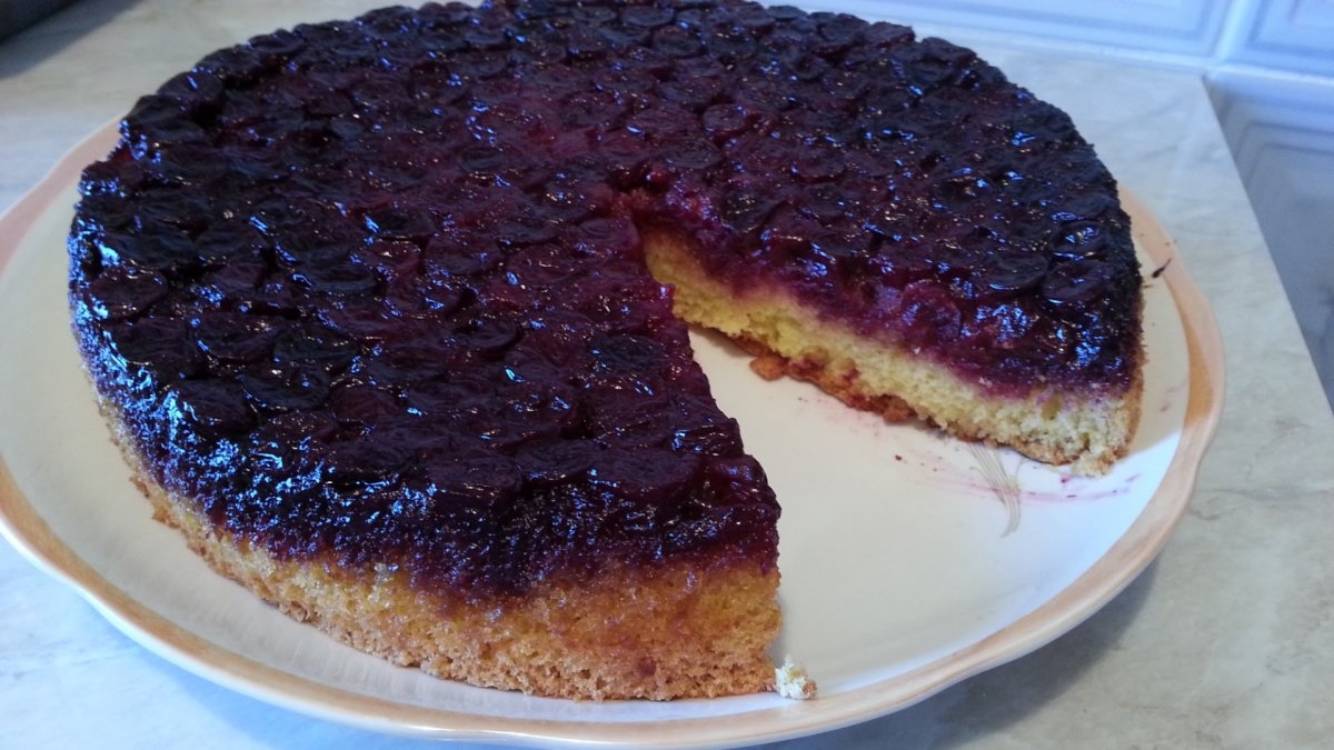 Tarta cu fructe (mere, visine)