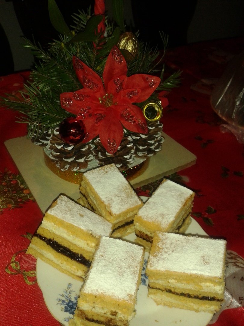 Prajitura de post cu gem de caise