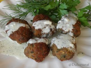 Chiftelute din carne de porc cu menta