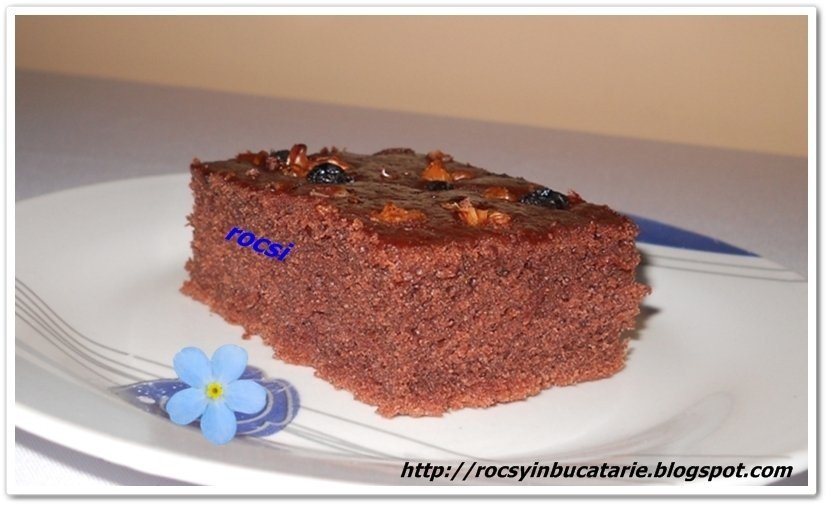 Negresa cu ness de post