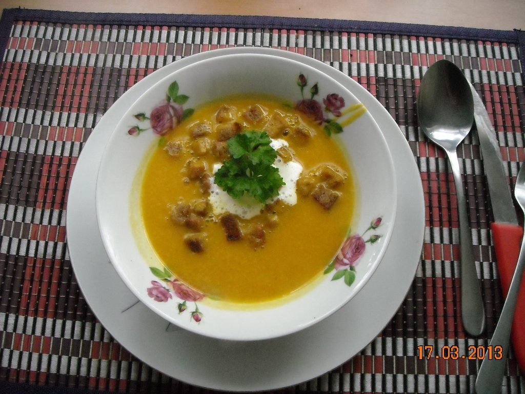 Supa crema de dovleac si portocale