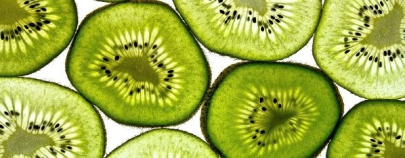 10 fructe şi beneficiile lor incredibile asupra sănătăţii noastre