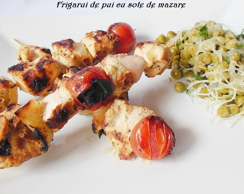 Frigarui de pui cu sote de mazare