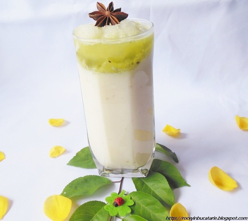 Milkshake cu ananas, anason si sorbet de lamaie
