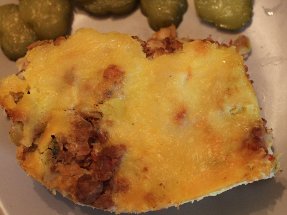 Paste cu dovlecei si carne