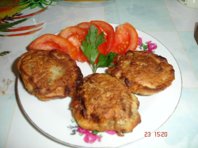 Parjoale in aluat de snitele