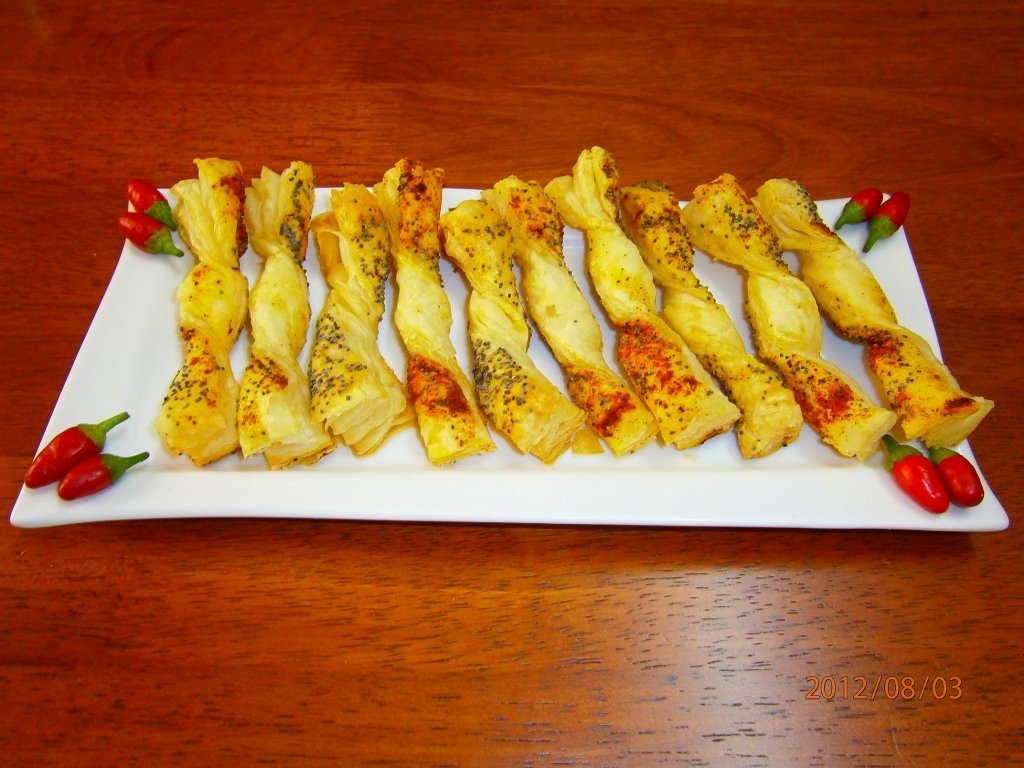 Saratele spirale din aluat de foietaj