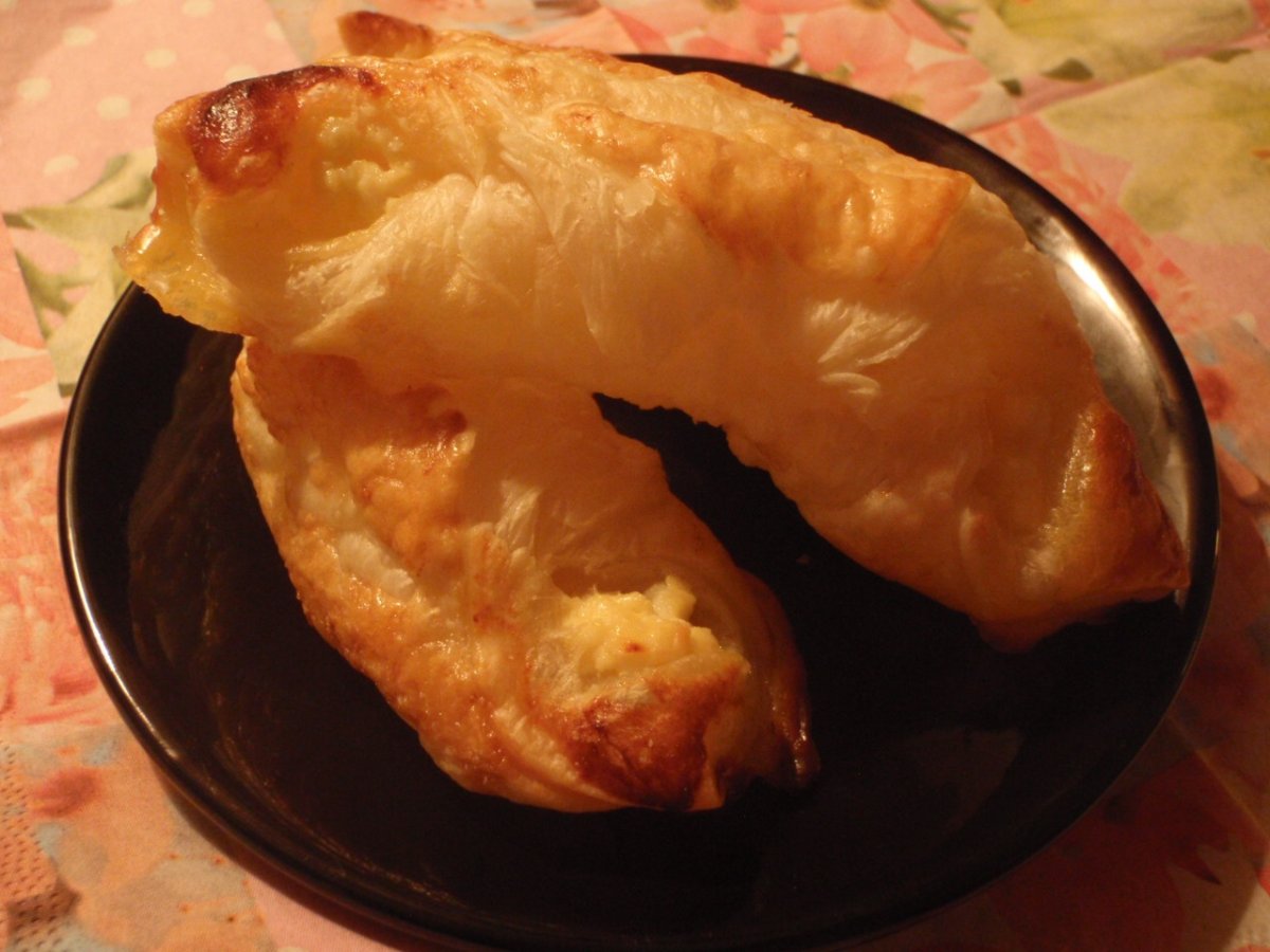 Cornuri cu branza dulce